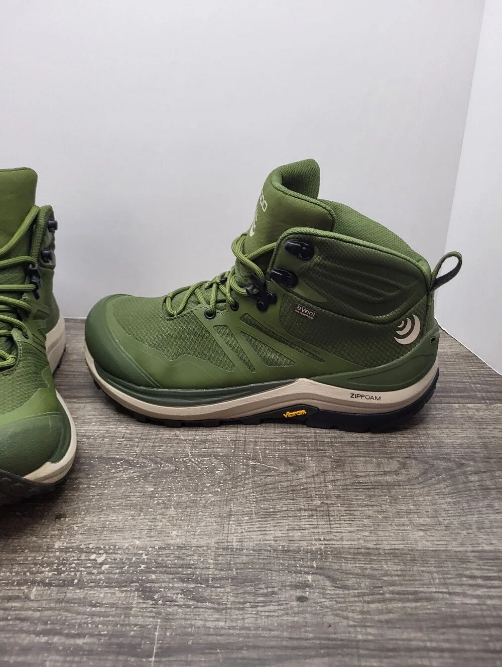 Topo Trailventure 2 WP Mid Women's Size 10.5 Hiking Boots Olive Tan Waterproof - Picture 2 of 10